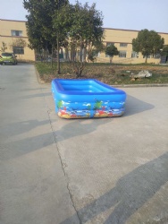 Inflatable swimming pool children and family swimming pool suitable in gardens backyards and outdoor summer water parties