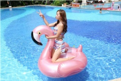 Inflatable floating row PVC Rose Gold Flamingo Inflatable Floating Bed Lounge Pool Lounge Chair Toy Adult and Children