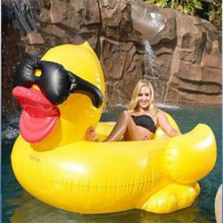 Giant inflatable Yellow Duck pool float for water play with Small order Available